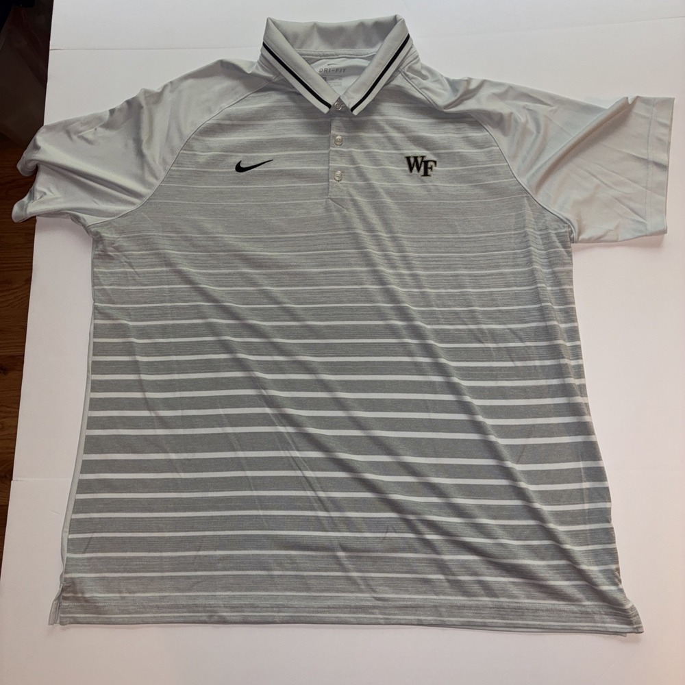 Wake Forest Men's Nike Dri Fit Polo Size 2XL Great Condition! - Picture 5 of 6